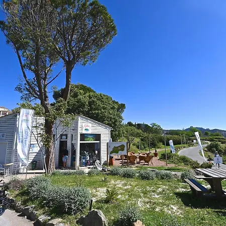 شقة L'esquinade - G4 126 By Interhome