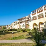 L'esquinade - G4 126 By Interhome
