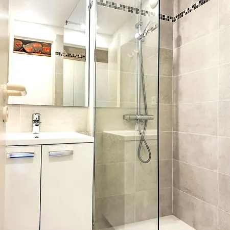 L'esquinade - G4 126 By Interhome *